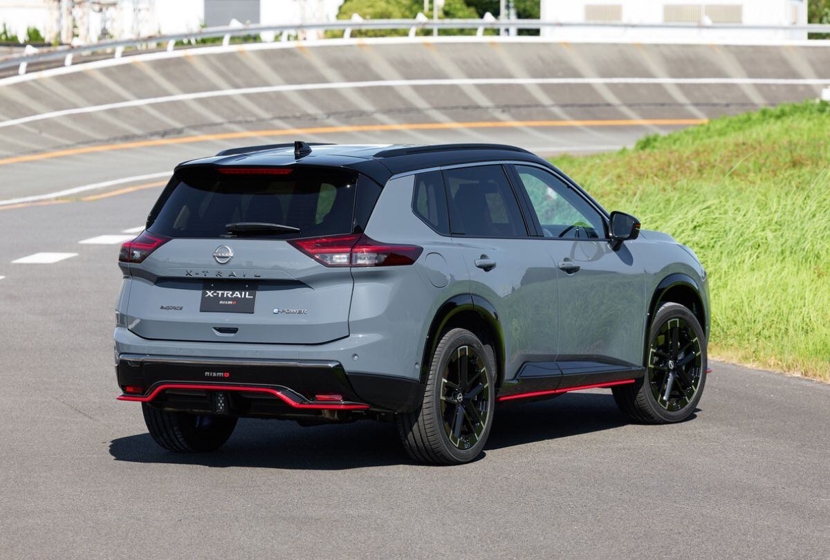 Al igual que todos los modelos Nismo, cuenta con una franja en color rojo en la carrocería baja. (Foto: Nissan)