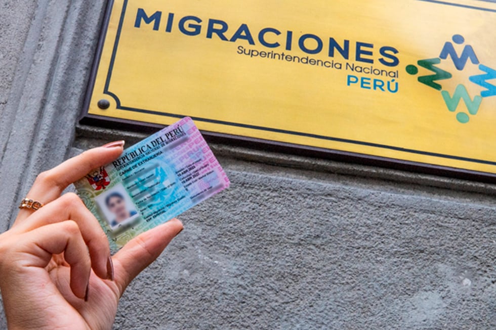Se debe sacar una cita antes de recoger los documentos en la sede principal de Breña. Foto: Migraciones