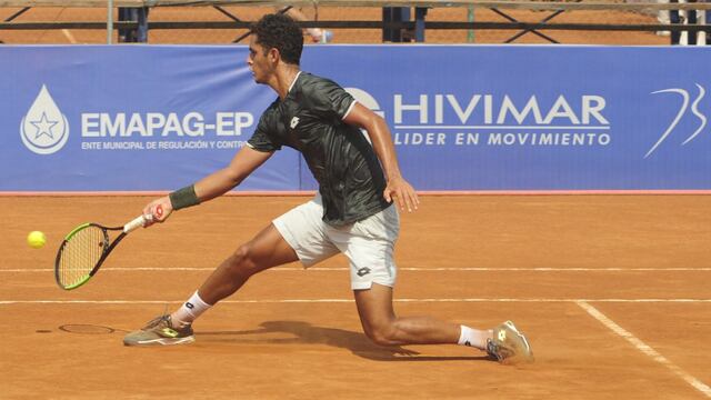 Juan Pablo Varillas clasificó a la semifinal del Challenger de Guayaquil tras vencer al argentino Leo Mayer