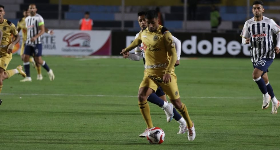 Alianza Lima cayó por 3-0 en su visita a Cusco FC y terminó en el puesto 4 del Torneo Clausura con 33 puntos