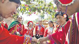 Uso del quechua es impulsado en entidades públicas y privadas