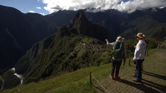 Argentinos conocen Machu Picchu y su reacción se vuelve viral tras constatar los costos: “Es muy barato”