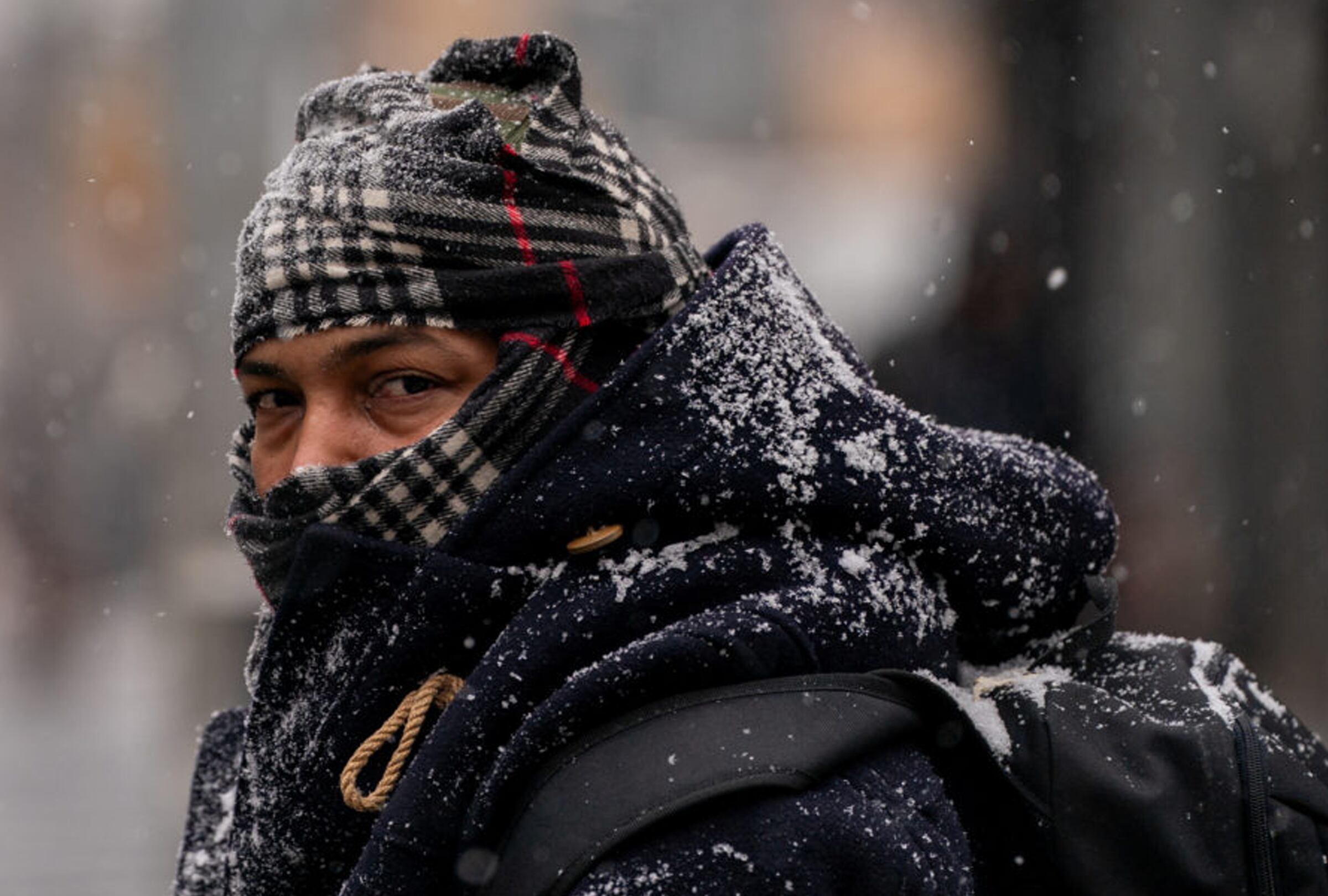 Mantente alerta sobre la zona que debes evitar los primeros días de abril debido a una fuerte tormenta de nieve en California
(Foto: AFP)