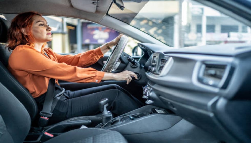 ¿Estás dañando tu auto sin saberlo? Esto pasa si no lo calientas antes de arrancar. (Fuente: iStock)