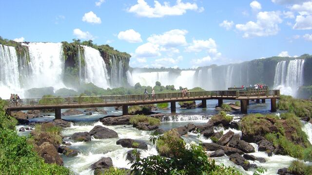 Atrévete a vivir una aventura acuática en Iguazú