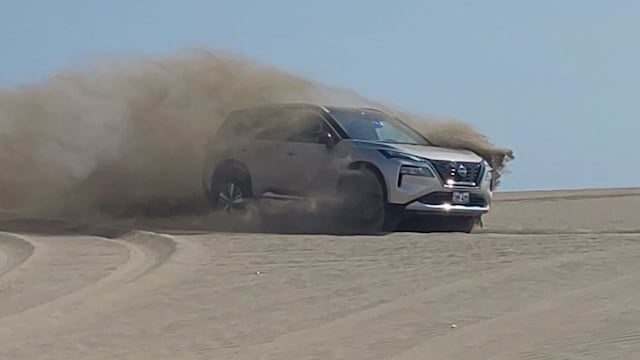 Prueba extrema del Nissan X-Trail e-Power: desde manejarlo a casi 4.000 metros de altitud hasta dunear en el desierto de Sarapampa