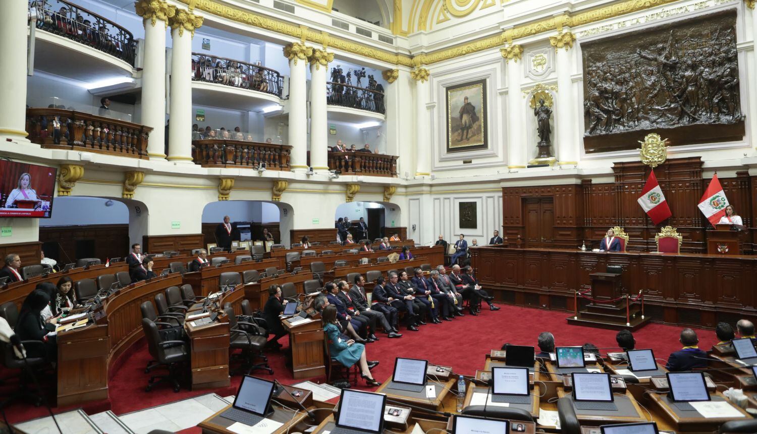 Dina Boluarte durante su mensaje a la nación por 28 de julio. Foto: GEC / Alessandro Currarrino