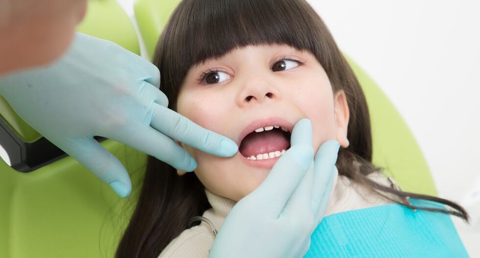 Según el Ministerio de Salud, la caries dental es la enfermedad más común entre la población infantil.