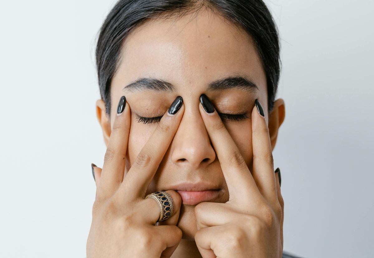 La efectividad de los ejercicios faciales puede variar dependiendo de la disciplina en su práctica y de los ejercicios realizados. (Foto: MART PRODUCTION / Pexels)