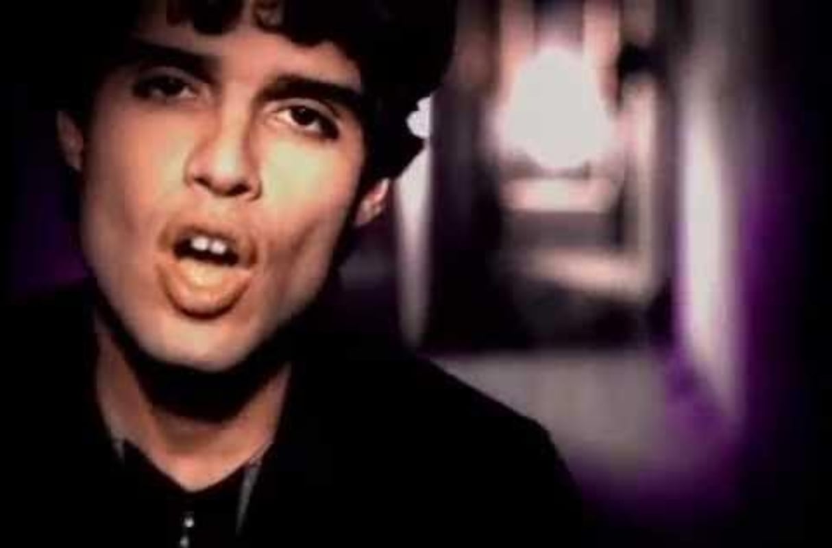 Pedro Suárez Vértiz celebra 24 años desde el lanzamiento del álbum “Degeneración actual”. (Foto: Captura de video)