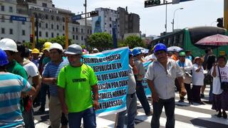 Más de 15 mil mineros reunidos en una marcha de protesta