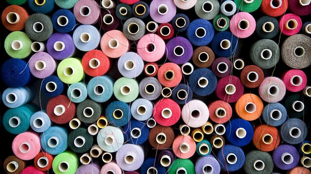 Industria textil: más de 10 empresas peruanas ya participan de programa para reducir el impacto ambiental