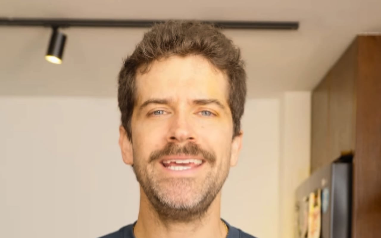 El chef peruano, de 39 años, debutó como jurado internacional en 'El Internado', reality show que combina la convivencia, gastronomía y desafíos físicos | Foto: Instagram (@luciano_mazzetti) / Composición EC