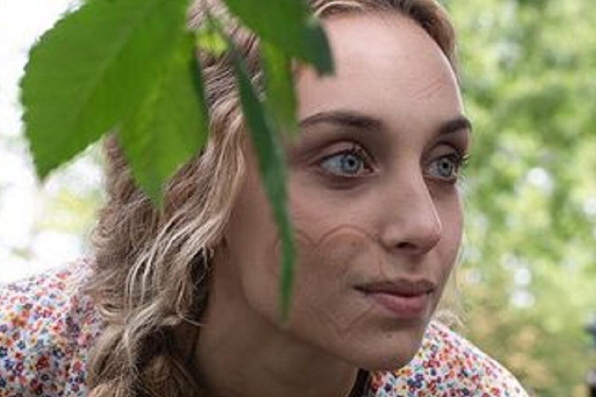 Mónica Maranillo es la encargada de interpretar a Goya en “Érase una vez... pero ya no” (Foto: Netflix)