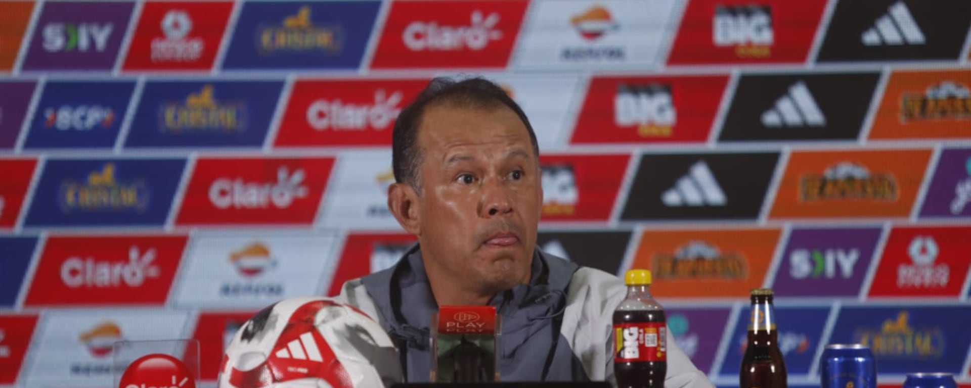 “El que más quiere que cambie el fútbol peruano soy yo”: cinco frases de Reynoso que dan pistas sobre su futuro previo al Perú vs. Venezuela 