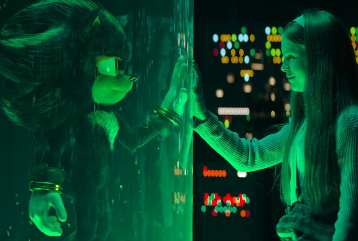 Shadow (Keanu Reeves), quien en la imagen aparece frente a Maria, sobrevivió al final de la película "Sonic The Hedgehog 3" (Foto: Paramount Pictures)