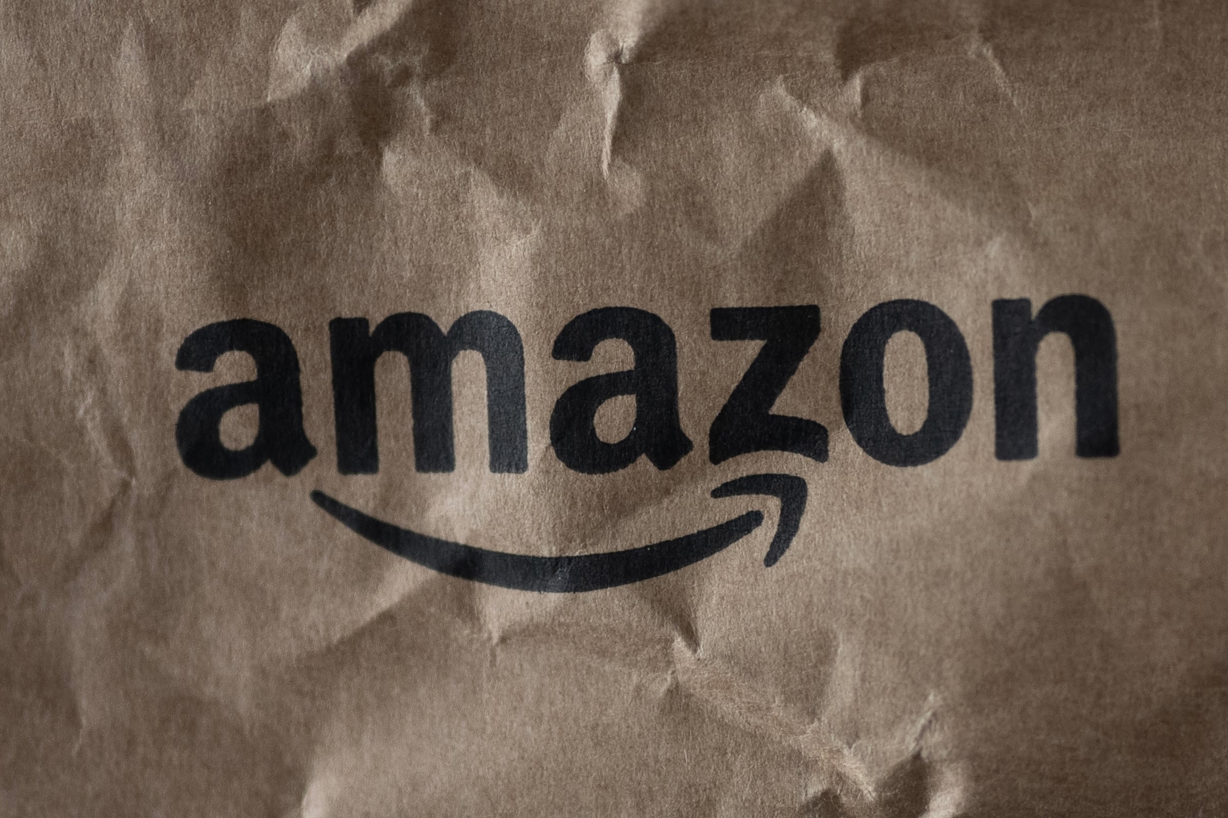 El servicio de Amazon registra muchos pedidos en la época navideña (Foto: AFP)