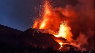 “La comunidad tiene que renacer”: los afectados por el volcán de La Palma que quieren reconstruir sobre la lava 