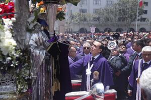 Presidente José Jerí rindió homenaje al Señor de los Milagros en Palacio de Gobierno