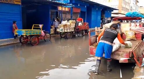 Distintos puntos de Chiclayo permanecen inundados por lluvias y aguas residuales expuestas. (Foto: GEC)