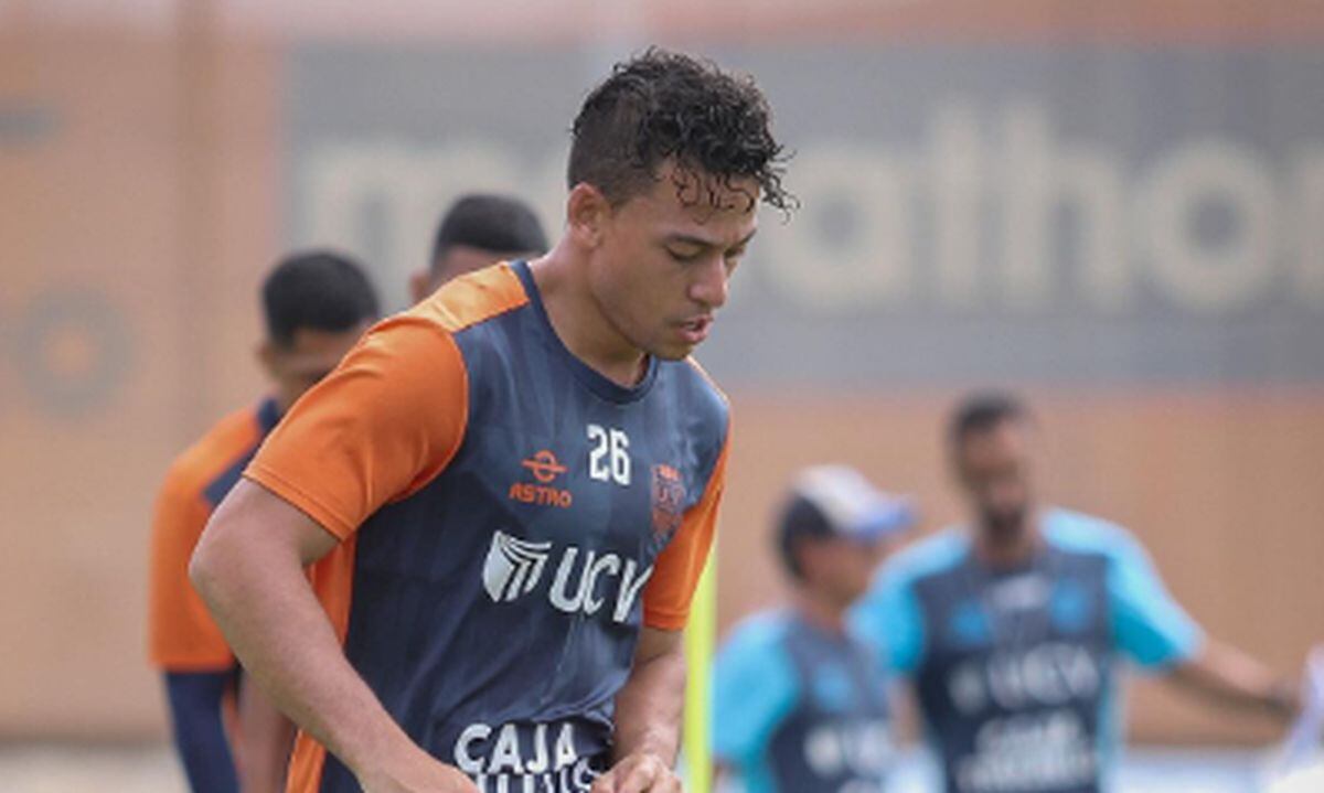 Cristian Benavente ya palpita el duelo del domingo ante su ex equipo, Alianza Lima, por la primera fecha del Torneo Apertura de la Liga 1 2024 | Foto: Facebook / UCV Club de Fútbol - Oficial