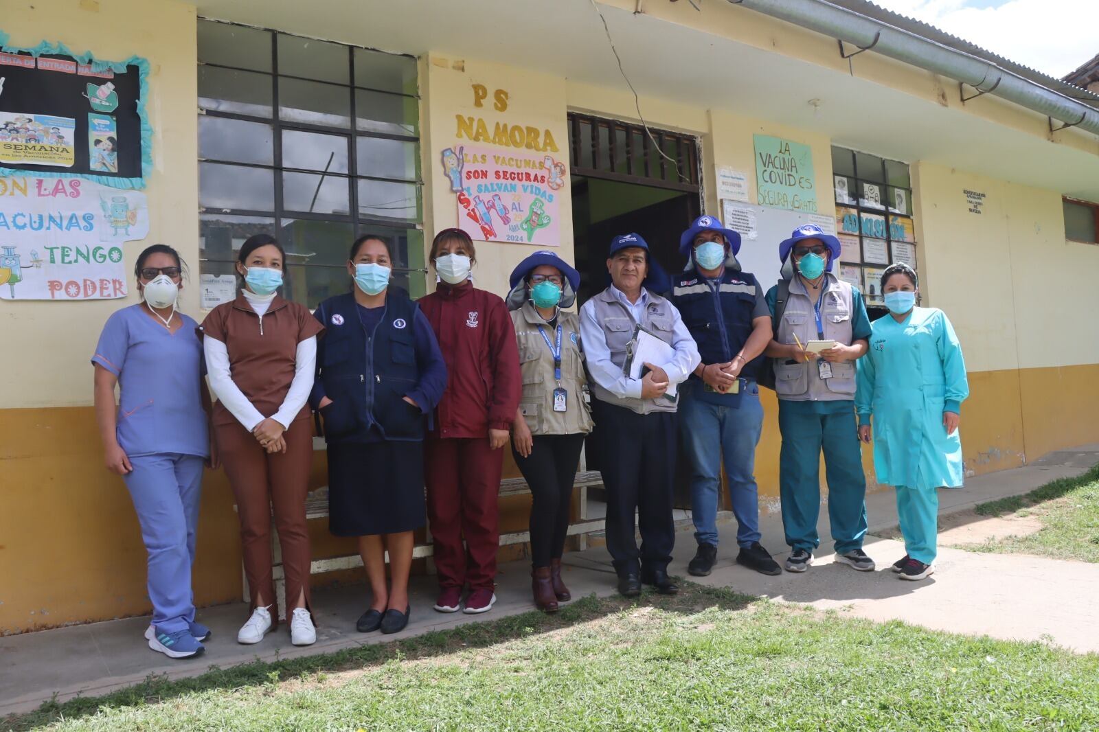 Las escuelas cercanas al lugar del accidente han sido cerradas temporalmente para garantizar la seguridad de los estudiantes y el personal (foto: Diresa de Cajamarca).