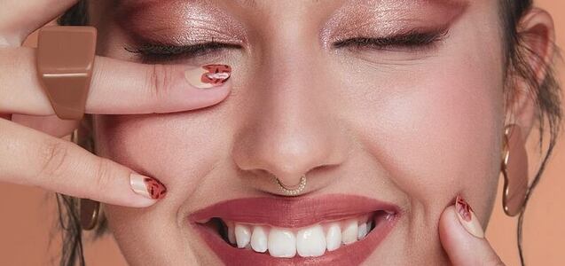 El error que debes evitar para realzar tu rostro usando tonos marrones