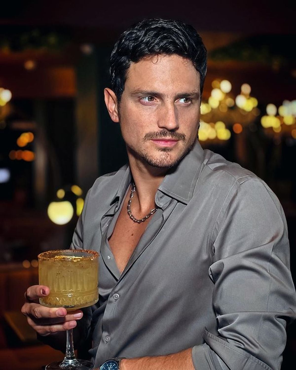 En “KLASS 95: El poder de la belleza”, él es Berny Gómez (Foto: David Palacios / Instagram)