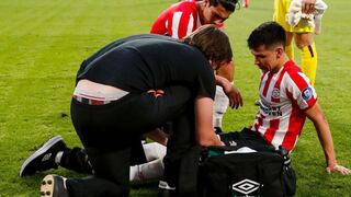 Hirving Lozano se lesionó la rodilla en amistoso del PSV
