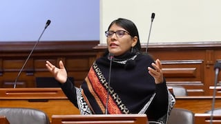 Congresista Margot Palacios renuncia a Perú Libre y deja la bancada con diez integrantes