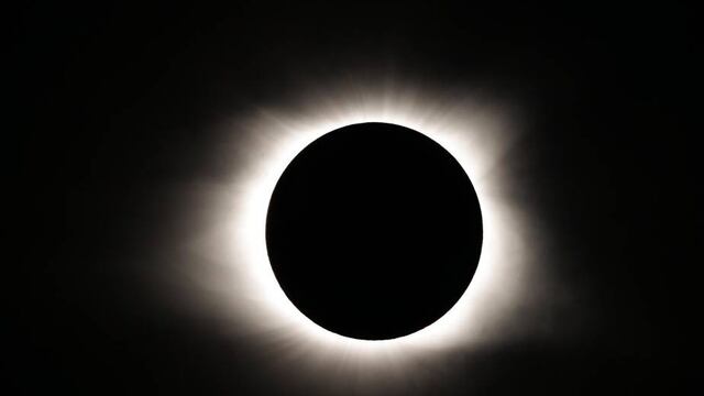A qué hora inicia y dónde ver Eclipse Total de Sol 2024