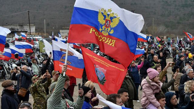 Putin visita Crimea en noveno aniversario de anexión a Rusia