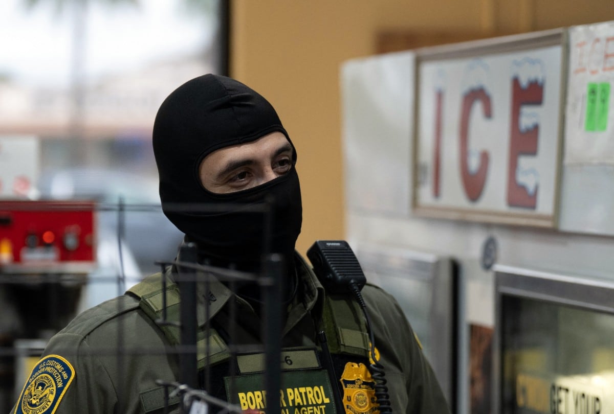 California aprobó normas que ICE ha intentado bloquear desde su anuncio en septiembre. | Crédito: Adam GRAY / AFP