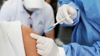 Vacunación: ¿Cuándo iniciará y dónde se realizará la inoculación para mayores de 50 y 40 años?