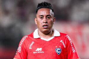 ¿Christian Cueva pasó por el quirófano? Magaly anuncia pruebas de una cirugía estética en un “galáctico”