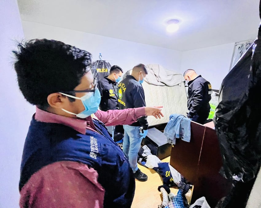Policía y el Ministerio Público realizaron allanamiento a la casa de Darwin Condori. (Foto: Fiscalía)