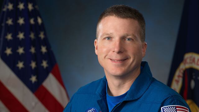 Terry Virts, el astronauta que rompió los límites entre la Tierra y el espacio