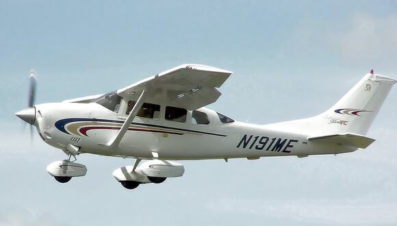 Una avioneta Cessna 206. (Dominio público, foto referencial).