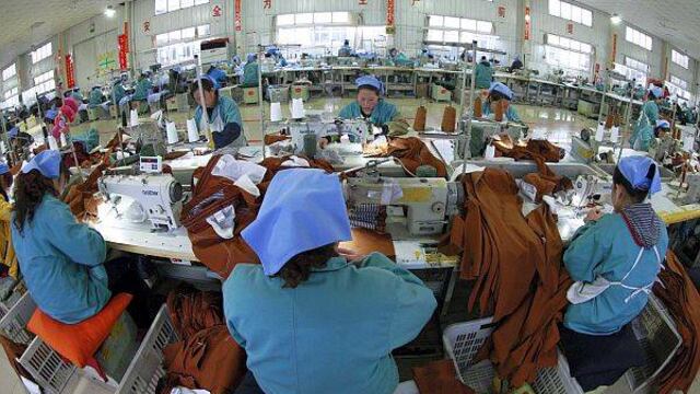 Economía china registró en 2012 su crecimiento más lento en 13 años 