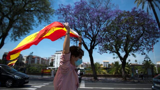 España ordena el uso obligatorio de la mascarilla hasta derrotar “definitivamente” al coronavirus