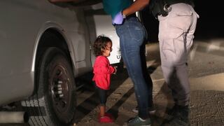 Foto de niña migrante llorando en frontera de EE.UU. gana el World Press Photo