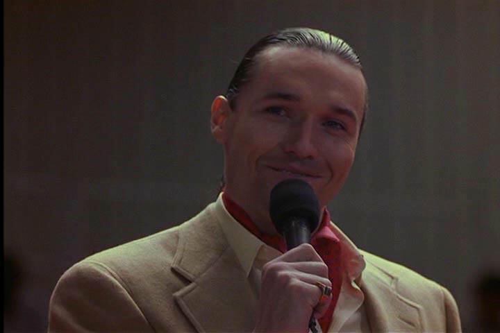Terry Silver fue uno de los villanos de "The Karate Kid Part III" y podría regresar en "Cobra Kai" como el padre de Miguel (Foto: Columbia Pictures)