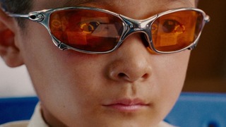 Su protagonista se transformó para verse como un niño, podría ser la versión asiática de “E.T.” y es la favorita en Netflix para ver en familia