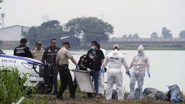 Policía de Ecuador anuncia hallazgo de ocho cadáveres en bolsas en el suroreste del país