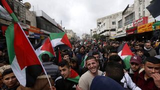 Masiva protesta en Ramala contra el plan de Trump y en apoyo al presidente palestino | FOTOS