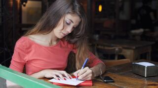 Cinco motivos por los que nunca debes dejar de escribir cartas