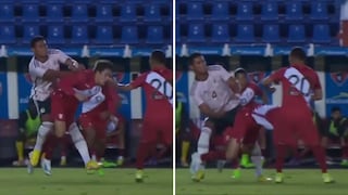 Juan Pablo Goicochea es agredido durante el Perú vs. México Sub 20 | VIDEO