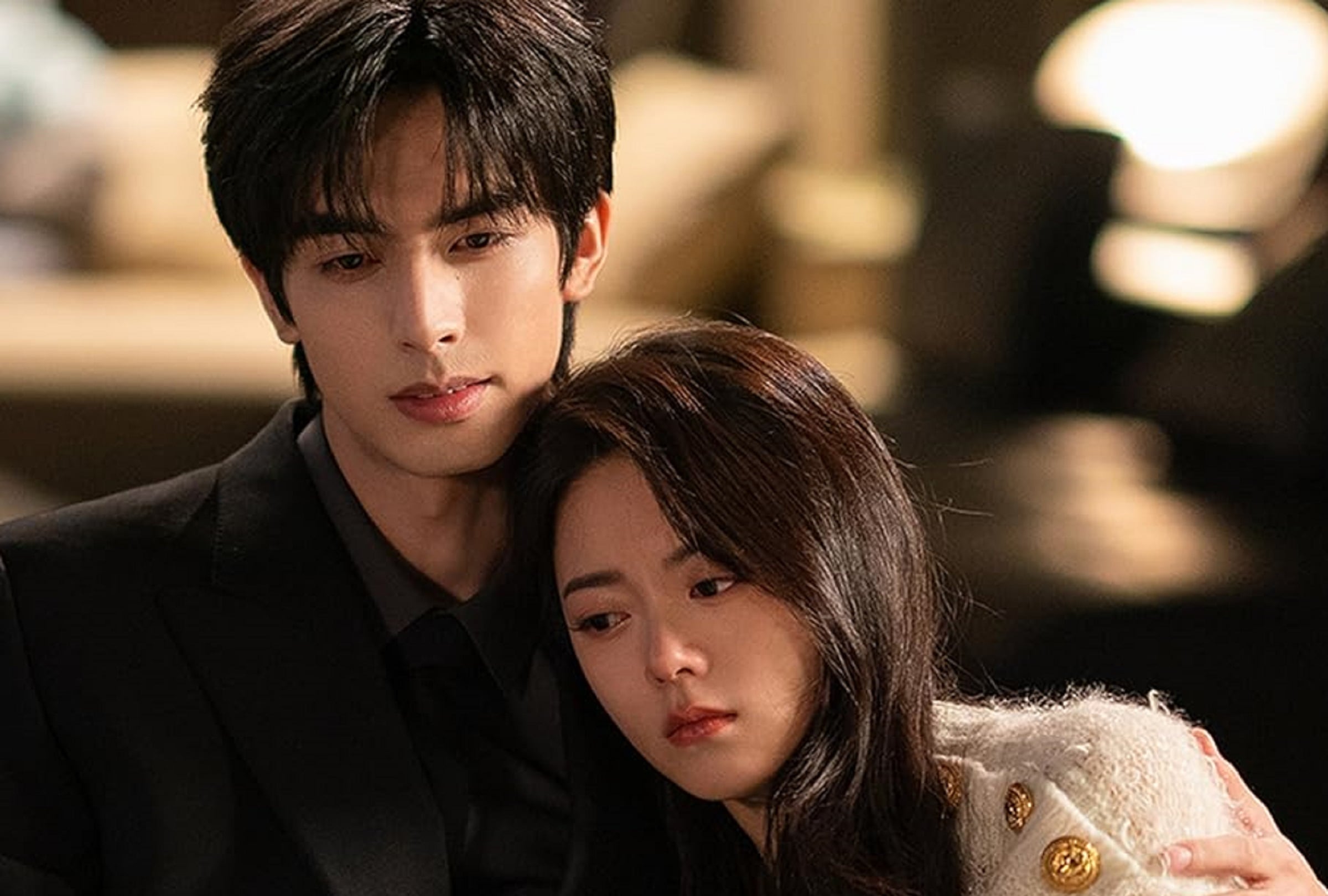 Weilong Song y Jinmai Zhao son los protagonistas de la serie china "Brilla sobre mí", dirigida por Chen Zhou Fei (Foto: Tencent Video)