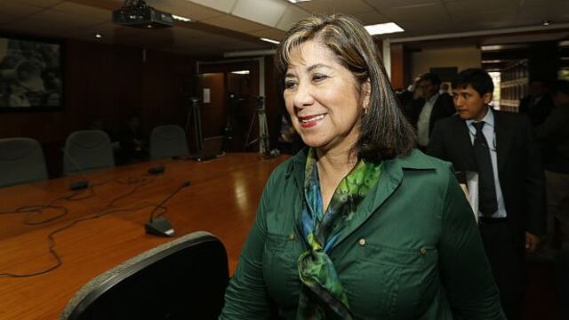 Martha Chávez defendió cuestionado régimen laboral juvenil