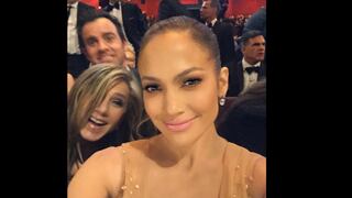 Óscar 2015: Jennifer Aniston y su 'photobomb' a Jennifer López